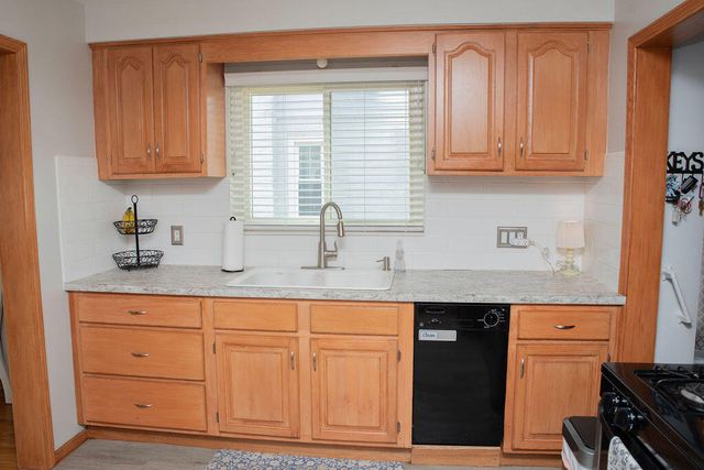 3310 Birchwood Street, Trenton, MI 48183