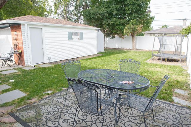 3310 Birchwood Street, Trenton, MI 48183