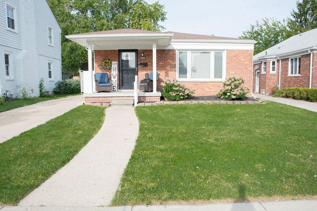3310 Birchwood Street, Trenton, MI 48183