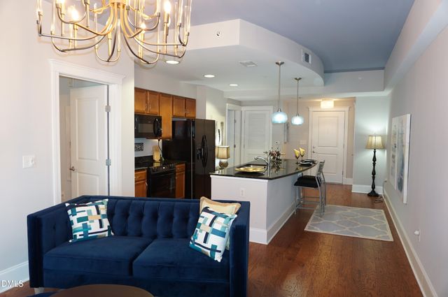 222 Glenwood Avenue 212, Raleigh, NC 27603