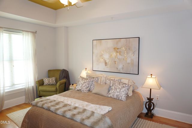 222 Glenwood Avenue 212, Raleigh, NC 27603