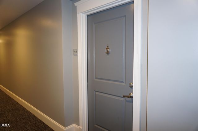 222 Glenwood Avenue 212, Raleigh, NC 27603