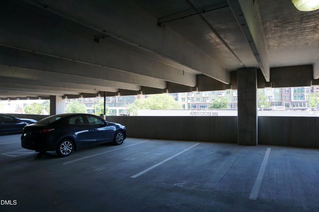 222 Glenwood Avenue 212, Raleigh, NC 27603