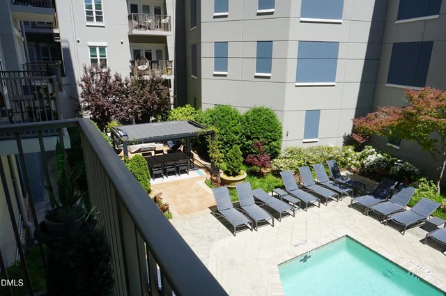 222 Glenwood Avenue 212, Raleigh, NC 27603