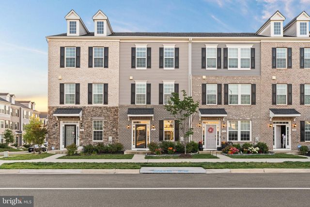 7713 PRESIDENTIAL PKWY, Upper Marlboro, MD 20774
