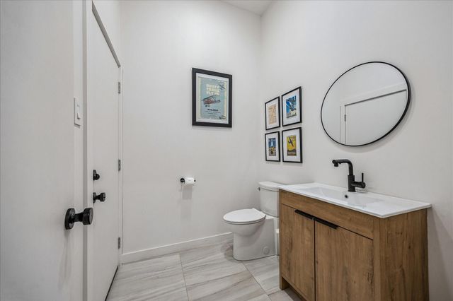 38 E Kitty Hawk Street, Richmond, TX 77406