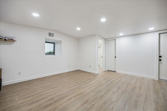 38 E Kitty Hawk Street, Richmond, TX 77406
