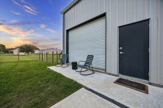 38 E Kitty Hawk Street, Richmond, TX 77406