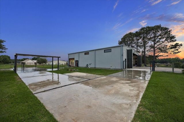 38 E Kitty Hawk Street, Richmond, TX 77406
