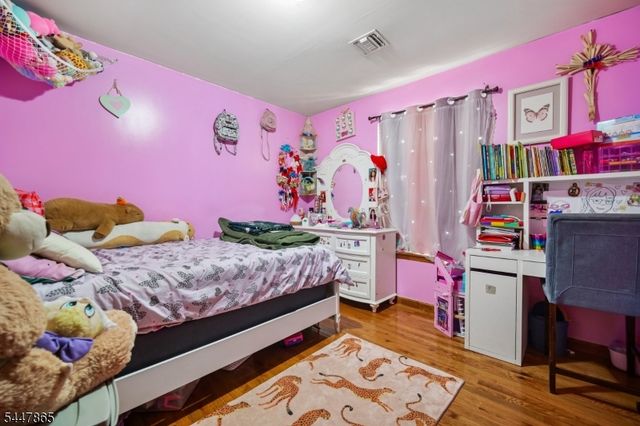 235 4Th St, Newark City, NJ 07107