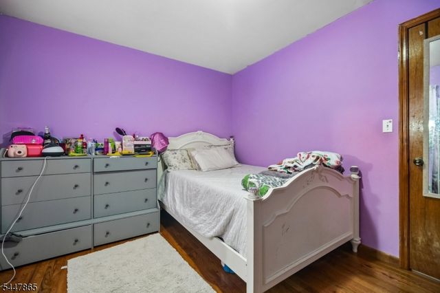 235 4Th St, Newark City, NJ 07107
