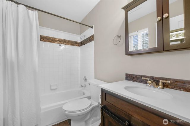 5909 73rd Avenue NE, Marysville, WA 98270