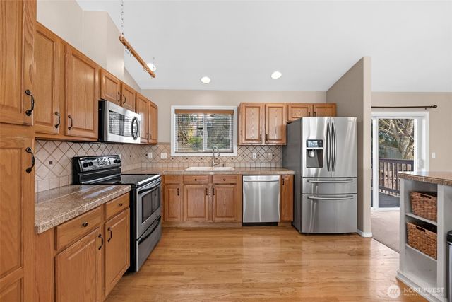 5909 73rd Avenue NE, Marysville, WA 98270