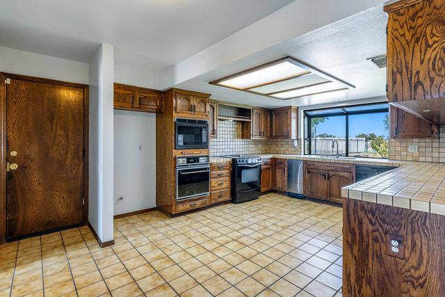 34717 Avenue 13, Madera, CA 93636