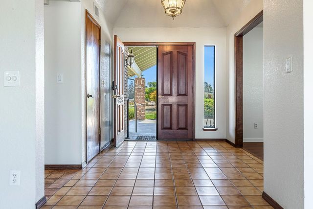 34717 Avenue 13, Madera, CA 93636