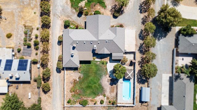 34717 Avenue 13, Madera, CA 93636