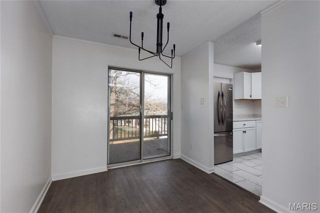 1564 Swallow Drive, Brentwood, MO 63144