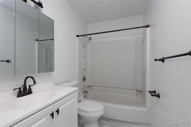 1564 Swallow Drive, Brentwood, MO 63144