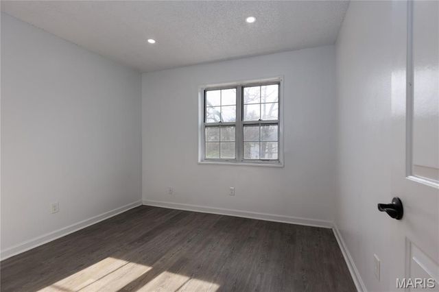 1564 Swallow Drive, Brentwood, MO 63144