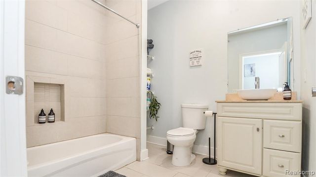 524 E Kirby Street, Detroit, MI 48220