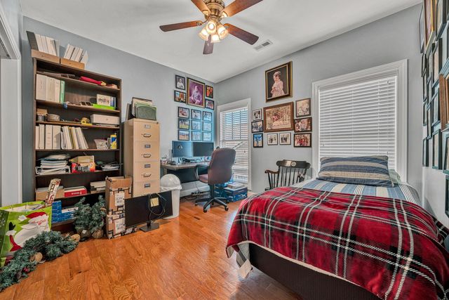7102 Linn Cove CT, Roanoke, VA 24018