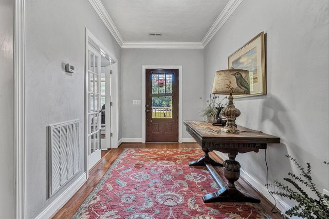7102 Linn Cove CT, Roanoke, VA 24018