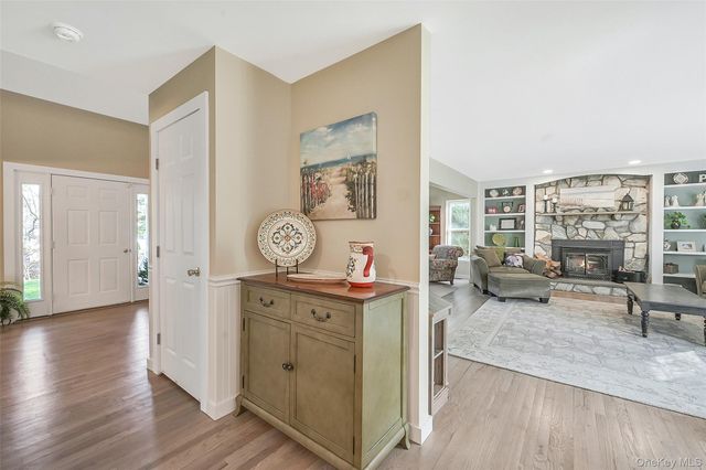 4 Apple Lane, Wading River, NY 11792