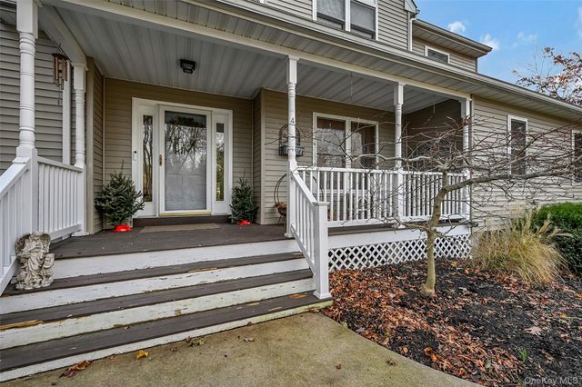 4 Apple Lane, Wading River, NY 11792