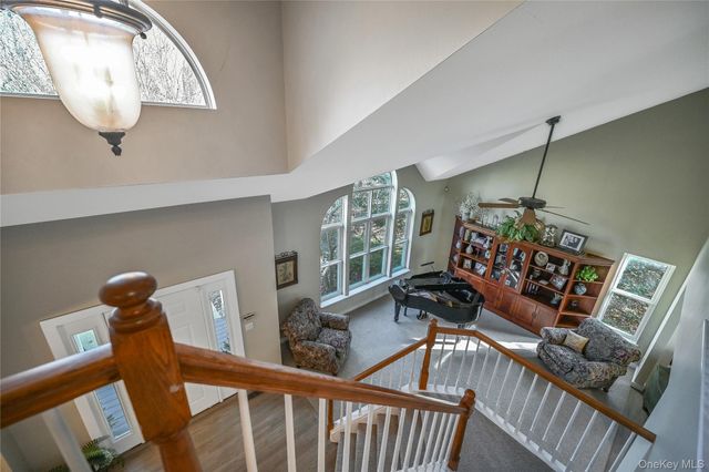 4 Apple Lane, Wading River, NY 11792