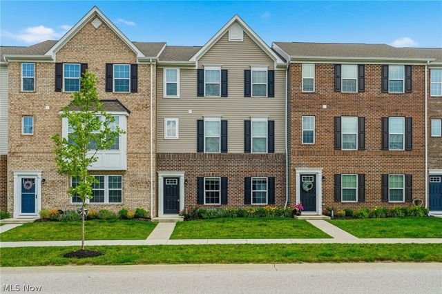 1666 N Eckert Lane, Akron, OH 44313