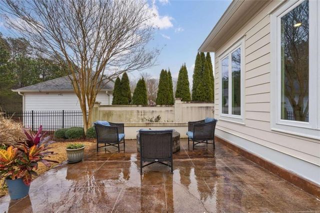 3530 Greenleffe Drive, Statham, GA 30666