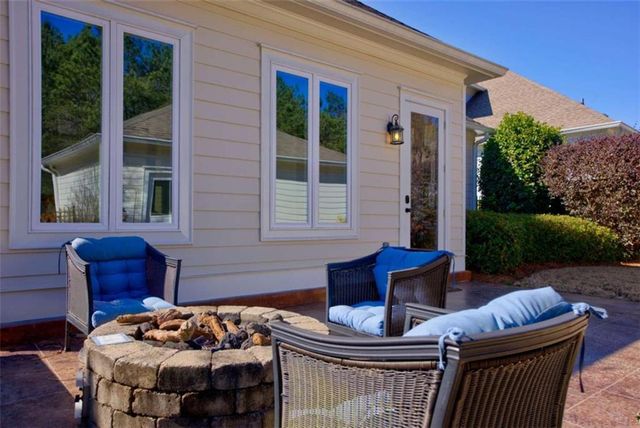 3530 Greenleffe Drive, Statham, GA 30666