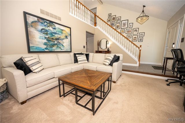 53 Via Donato East, Lancaster, NY 14043