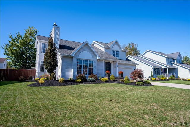 53 Via Donato East, Lancaster, NY 14043