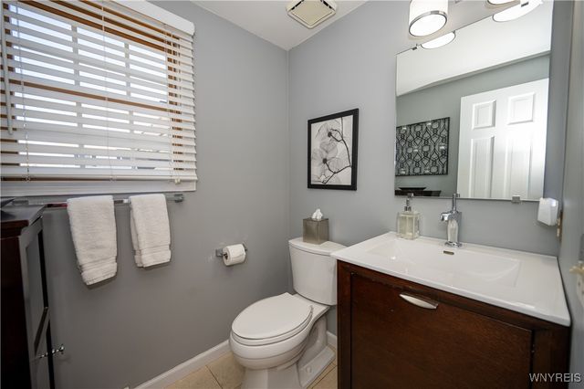 53 Via Donato East, Lancaster, NY 14043