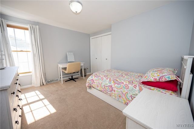 53 Via Donato East, Lancaster, NY 14043