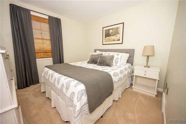 53 Via Donato East, Lancaster, NY 14043