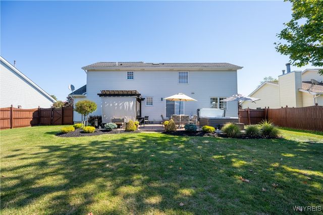 53 Via Donato East, Lancaster, NY 14043