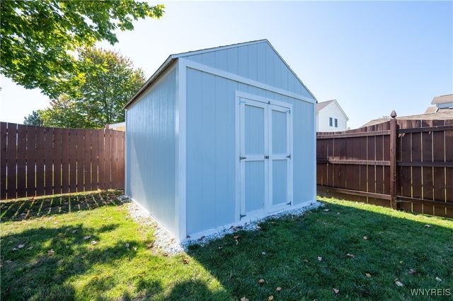 53 Via Donato East, Lancaster, NY 14043