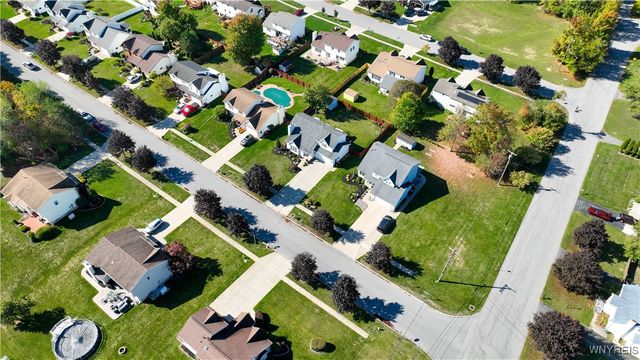 53 Via Donato East, Lancaster, NY 14043