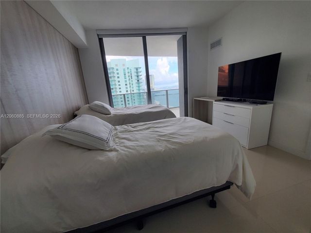 488 NE 18th St 4611, Miami, FL 33132
