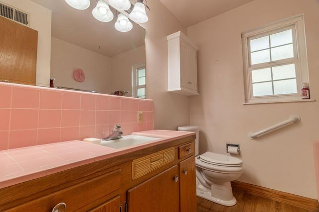 822 S California St, Lodi, CA 95240