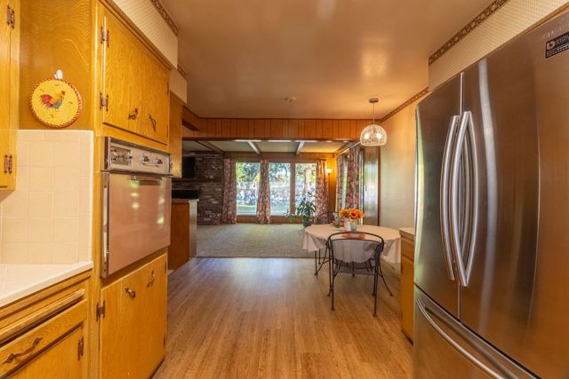 822 S California St, Lodi, CA 95240