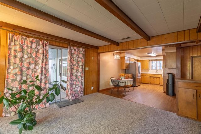 822 S California St, Lodi, CA 95240