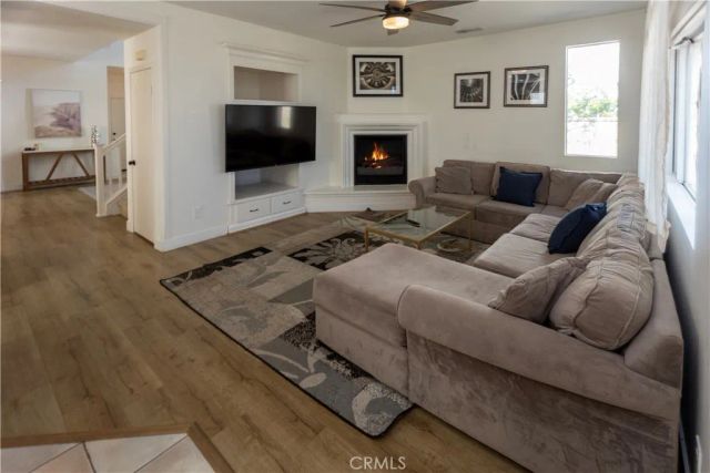 27604 Redwood Way, Castaic, CA 91384
