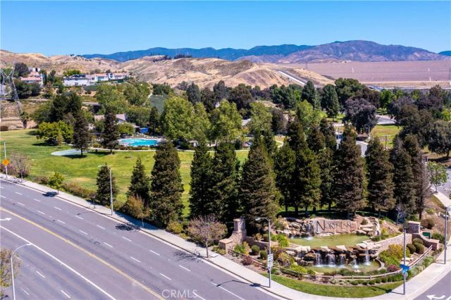 27604 Redwood Way, Castaic, CA 91384