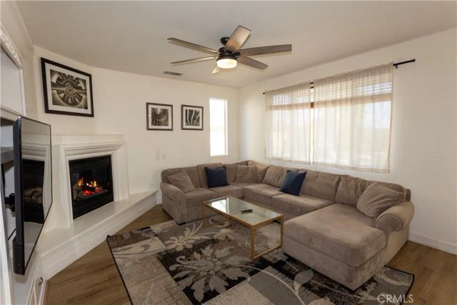 27604 Redwood Way, Castaic, CA 91384