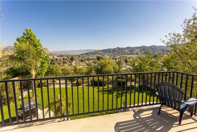 27604 Redwood Way, Castaic, CA 91384