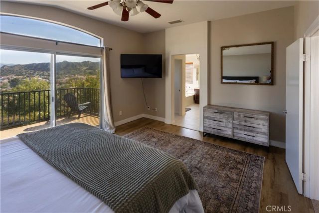 27604 Redwood Way, Castaic, CA 91384