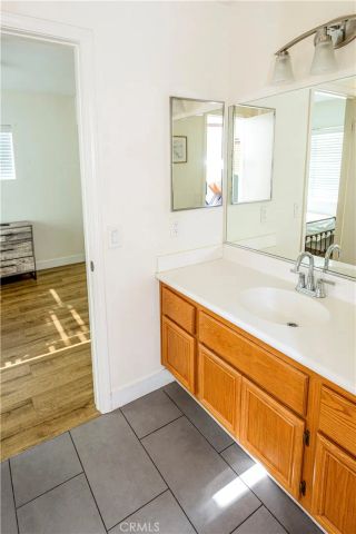 27604 Redwood Way, Castaic, CA 91384